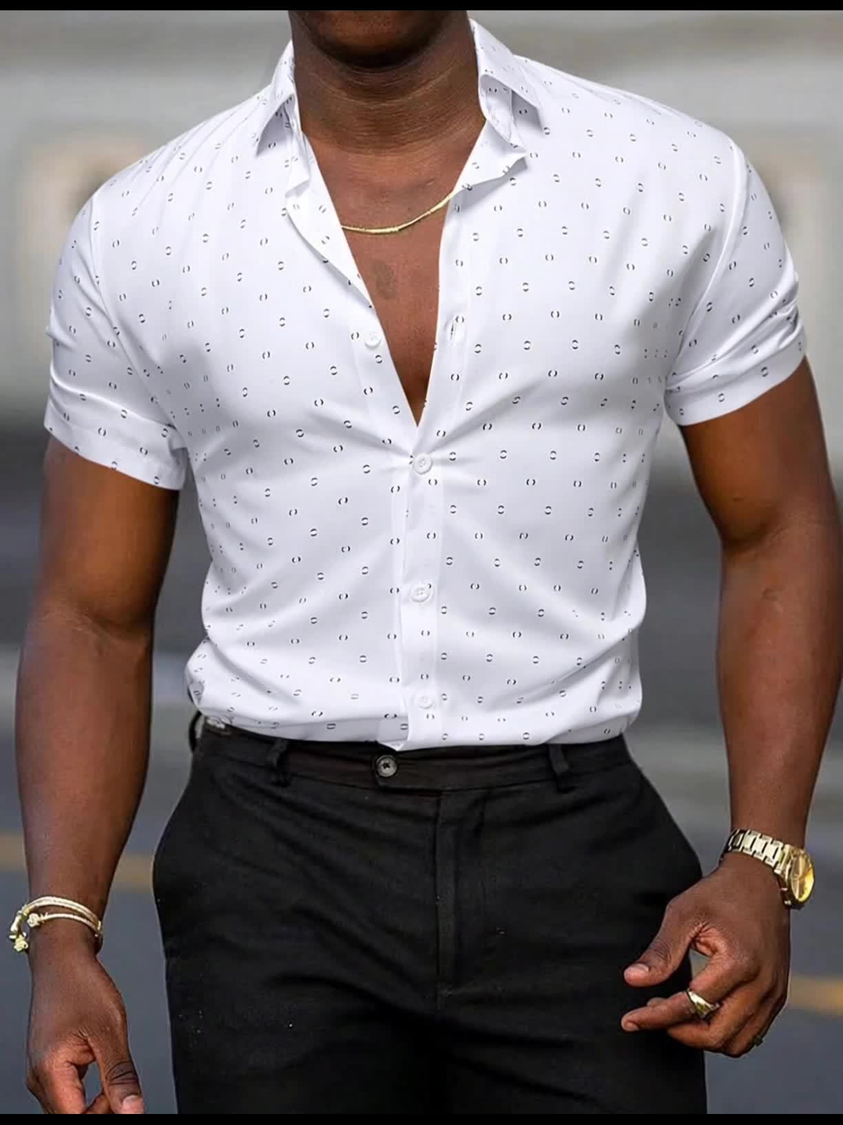 Elegante camisa de manga corta